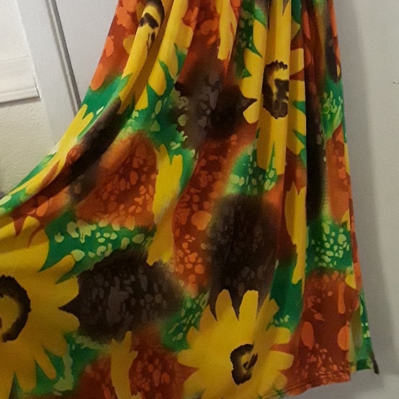 Sundress - Picture 2 of 4